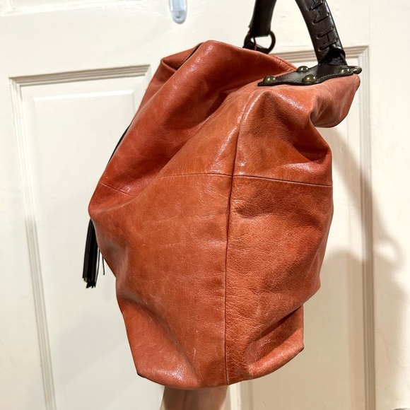 {Tano} Orange Leather Hobo Bag - Picture 4 of 13